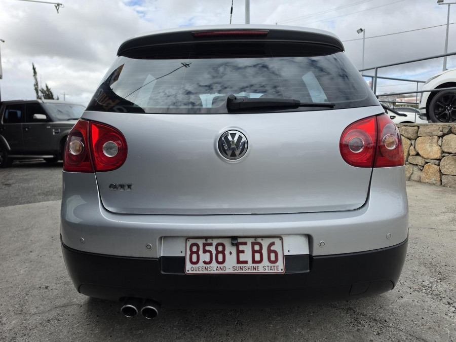 2007 Volkswagen Golf V GTI Hatch Image 8