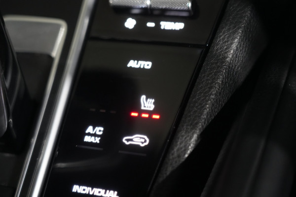 2018 Porsche Cayenne E-Hybrid SUV Image 20