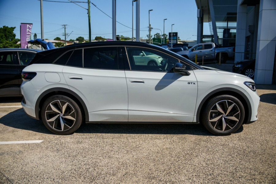 2025 MY26 Volkswagen ID. 4 E2 GTX SUV Image 4