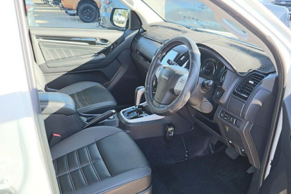 2020 MY19 Isuzu MU-X LS-T SUV Image 8