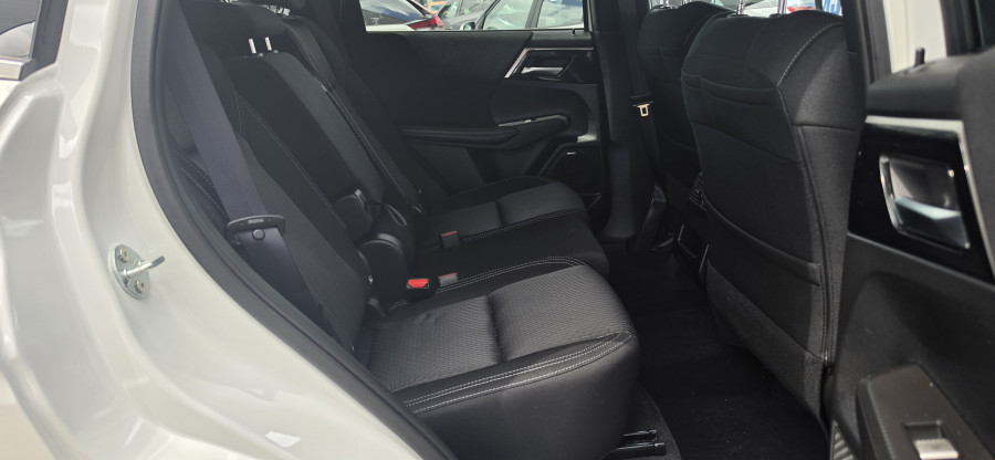 2025 Mitsubishi Outlander ZM LS SUV Image 14