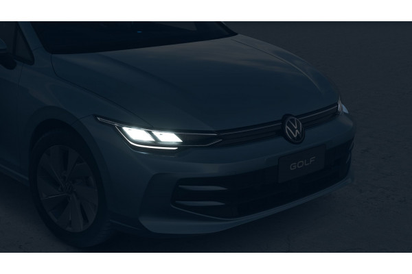 2026 Volkswagen Golf 8.5 110TSI Life Hatch Image 4