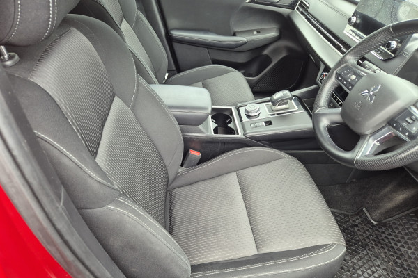2023 Mitsubishi Outlander ZM LS SUV Image 20