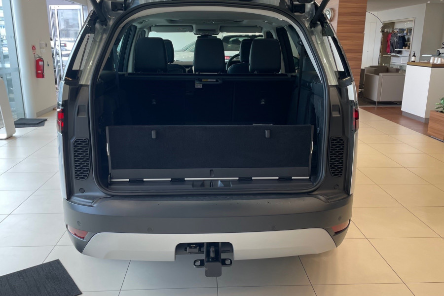 2024 Land Rover Discovery Series 5 S SUV Image 23