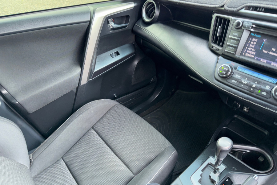 2017 Toyota RAV4 ASA44R GXL SUV Image 15