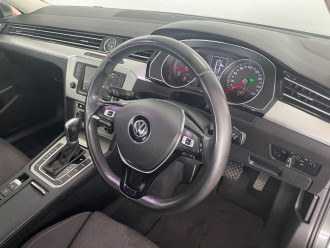 2015 MY16 Volkswagen Passat 3C (B8) 132TSI Sedan Image 5