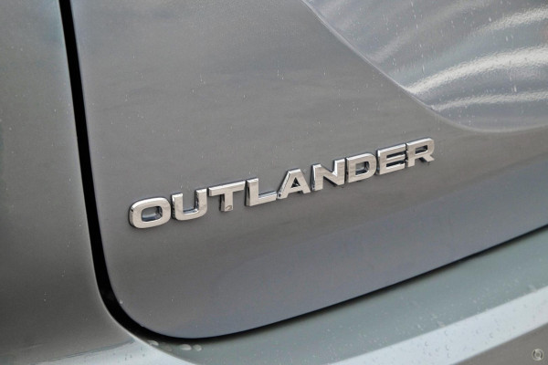 2025 Mitsubishi Outlander ZM Aspire SUV Image 9