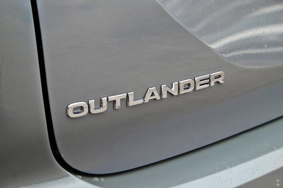2025 Mitsubishi Outlander ZM Aspire SUV Image 9