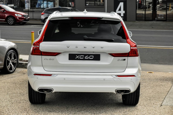 2019 Volvo XC60 UZ D4 Inscription Suv Image 3