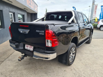 2017 Toyota HiLux GUN126R SR5 Utility Image 4