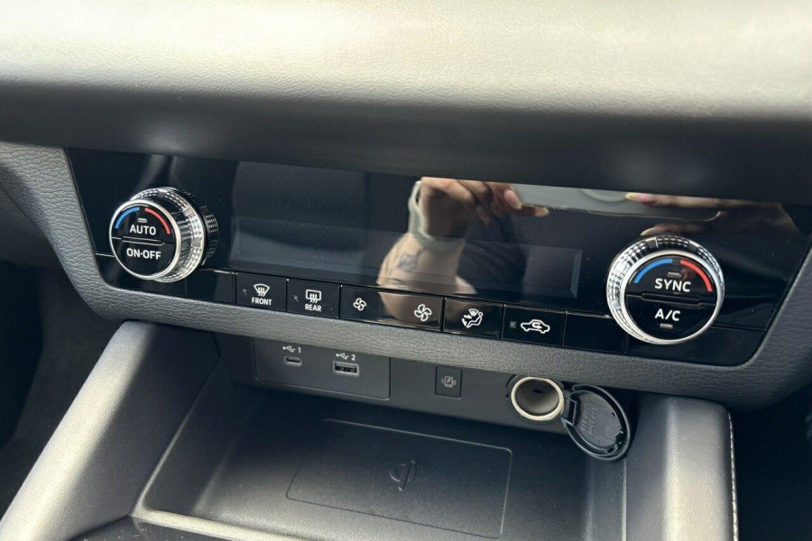 2024 Mitsubishi Outlander ZM LS SUV Image 24