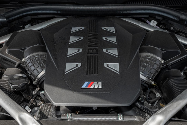 2024 BMW X7 G07 LCI M60i SUV image 25