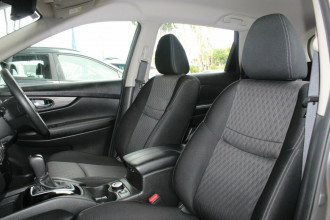 2019 Nissan X-Trail T32 Series II ST X-tronic 4WD Suv image 18