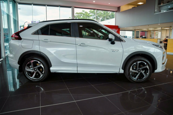 2024 Mitsubishi Eclipse Cross YB PHEV Exceed SUV Image 3