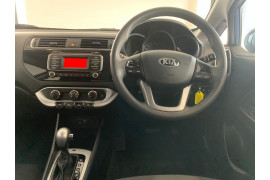 2016 Kia Rio UB S Hatch