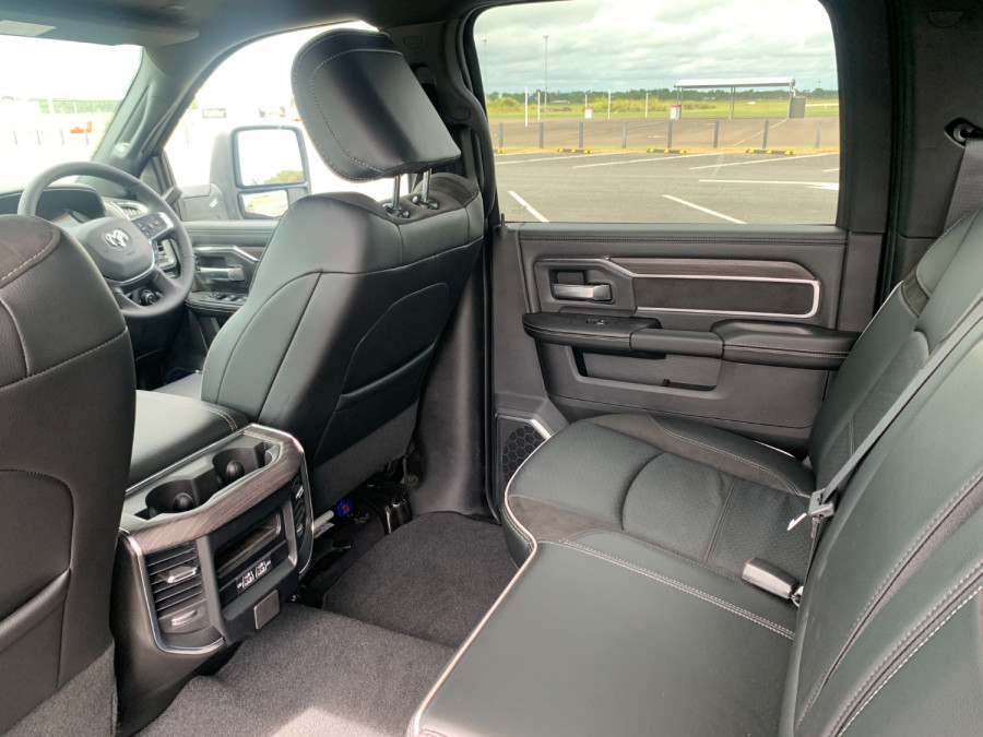 2025 Ram 2500 DJ Laramie Dual Cab Image 28