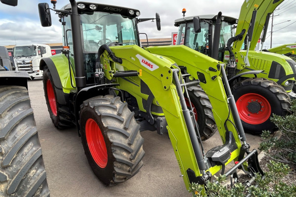 2026 CLAAS TRACTORS 4WD & FWA Image 1