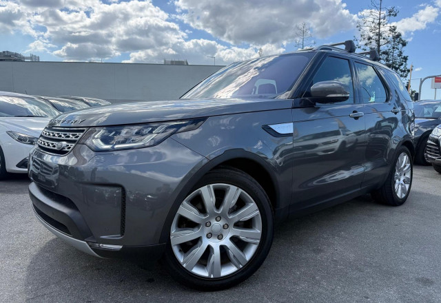 2018 Land Rover Discovery Series 5 HSE Luxury SUV