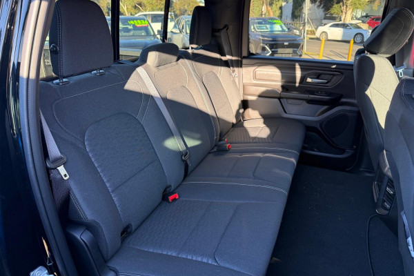 2026 Ram 1500 DT Express Black Edition Hurricane SO Ute Image 19