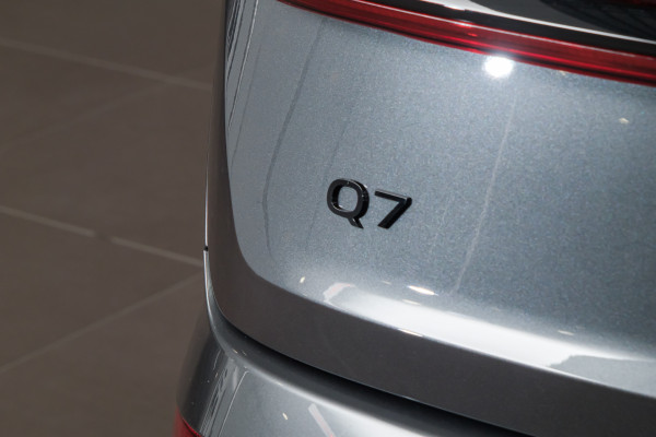 2026 Audi Q7 4M TDI 170kW SUV image 19