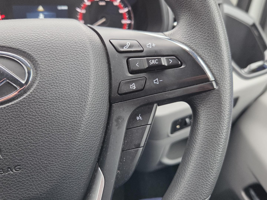 2023 LDV Deliver 9  LWB Van Image 17