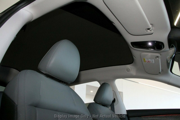 2026 MY25 MG IM6 S12L Platinum SUV Image 8