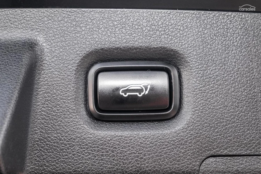 2018 MY19 Hyundai Santa Fe TM Elite SUV Image 20