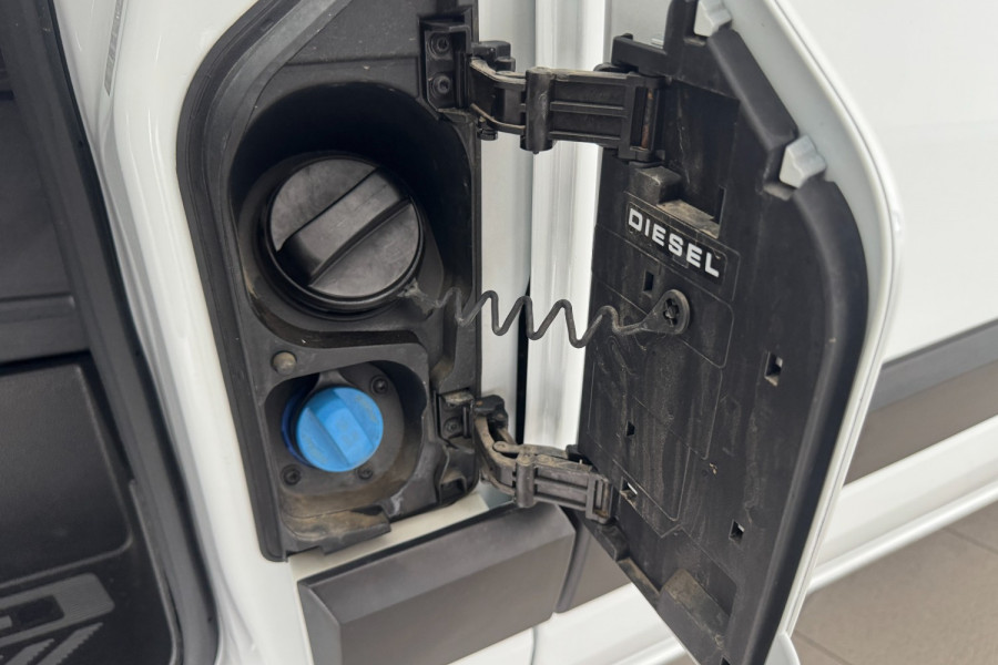 2023 MY23.75 Ford Transit Custom AV Trend LWB Van Image 13