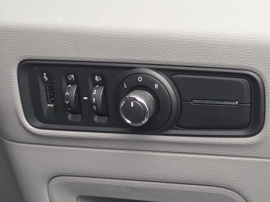 2023 LDV Deliver 9  LWB Van Image 18