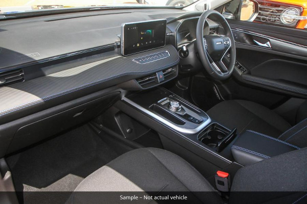 2025 GWM Haval Jolion A02 Premium Hybrid SUV Image 5