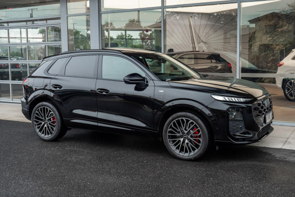 2026 Audi Q3 FJ TFSI 195kW SUV image 3