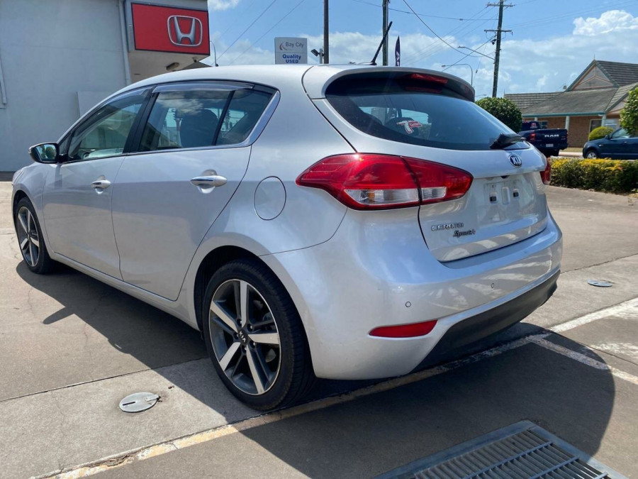 2017 MY18 Kia Cerato YD Sport+ Hatch Image 7
