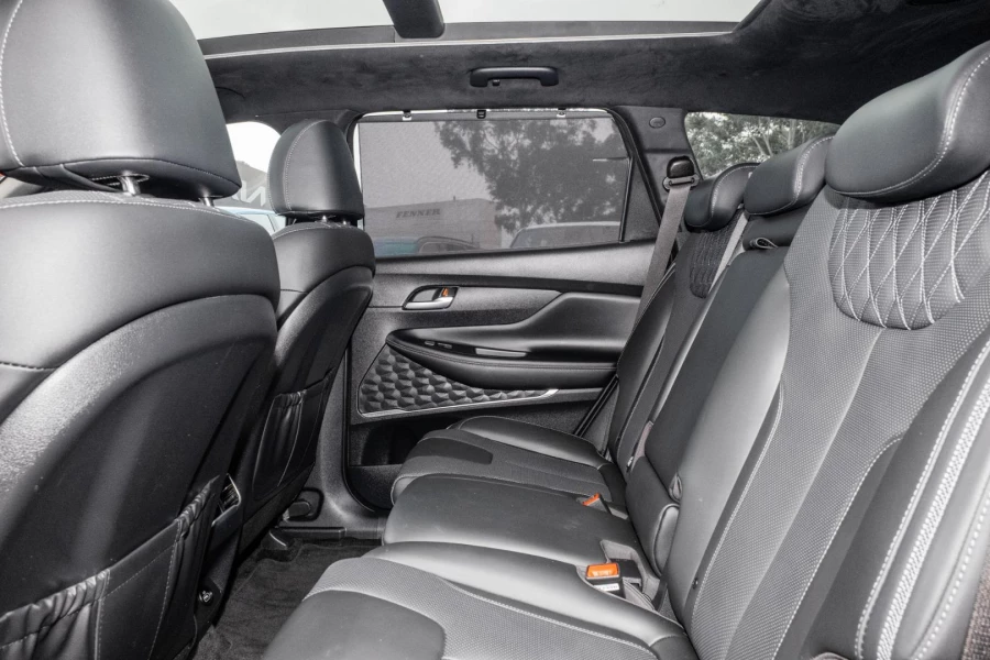 2023 Hyundai Santa Fe TM.V4 Highlander SUV Image 9
