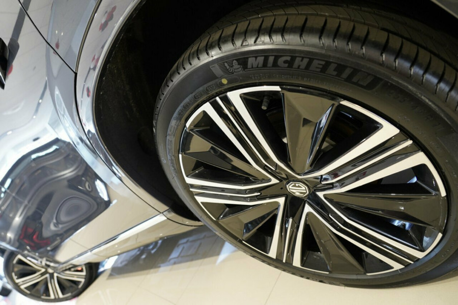 2026 MG QS IS31 Essence SUV Image 4