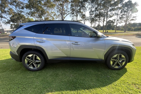 2024 MY25 Hyundai Tucson NX4.V3 Elite SUV Image 5