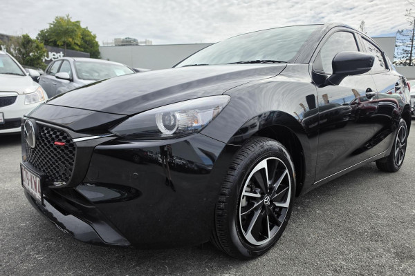 2024 Mazda 2 DL Series G15 GT Sedan Image 3