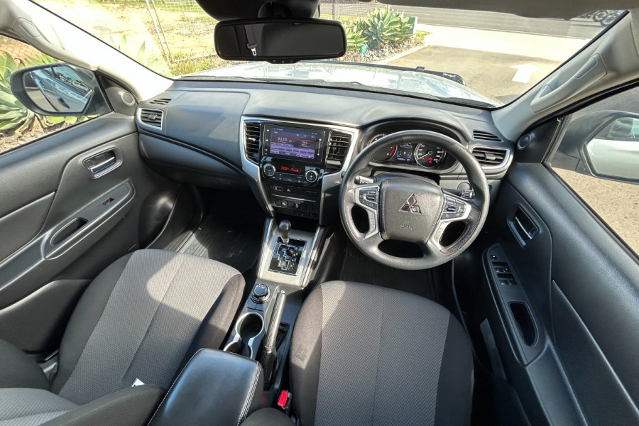 2022 MY23 Mitsubishi Triton MR GLX+ Ute Image 11