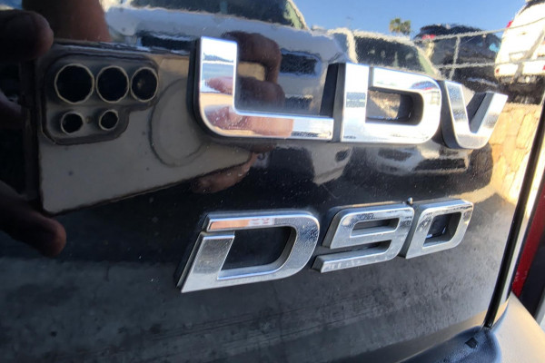 2017 LDV D90 SV9A Deluxe SUV Image 14