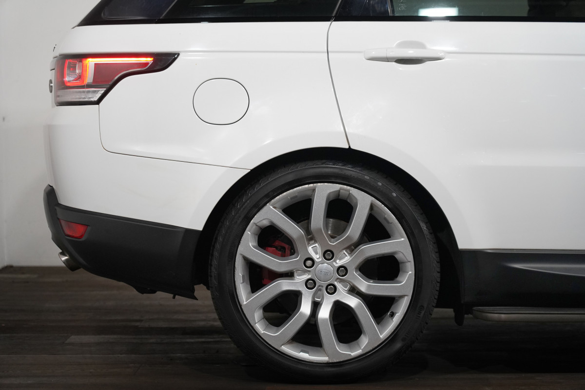 2015 Land Rover Range Rover Sport Sdv8 Hse Dynamic SUV Image 6