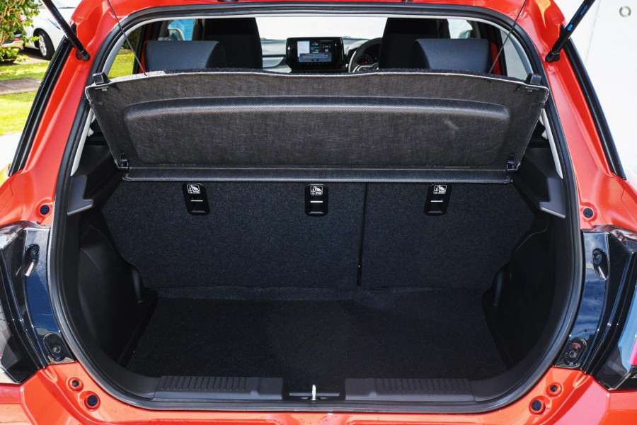 2026 Suzuki Swift UZ Hybrid Plus Hatch Image 10