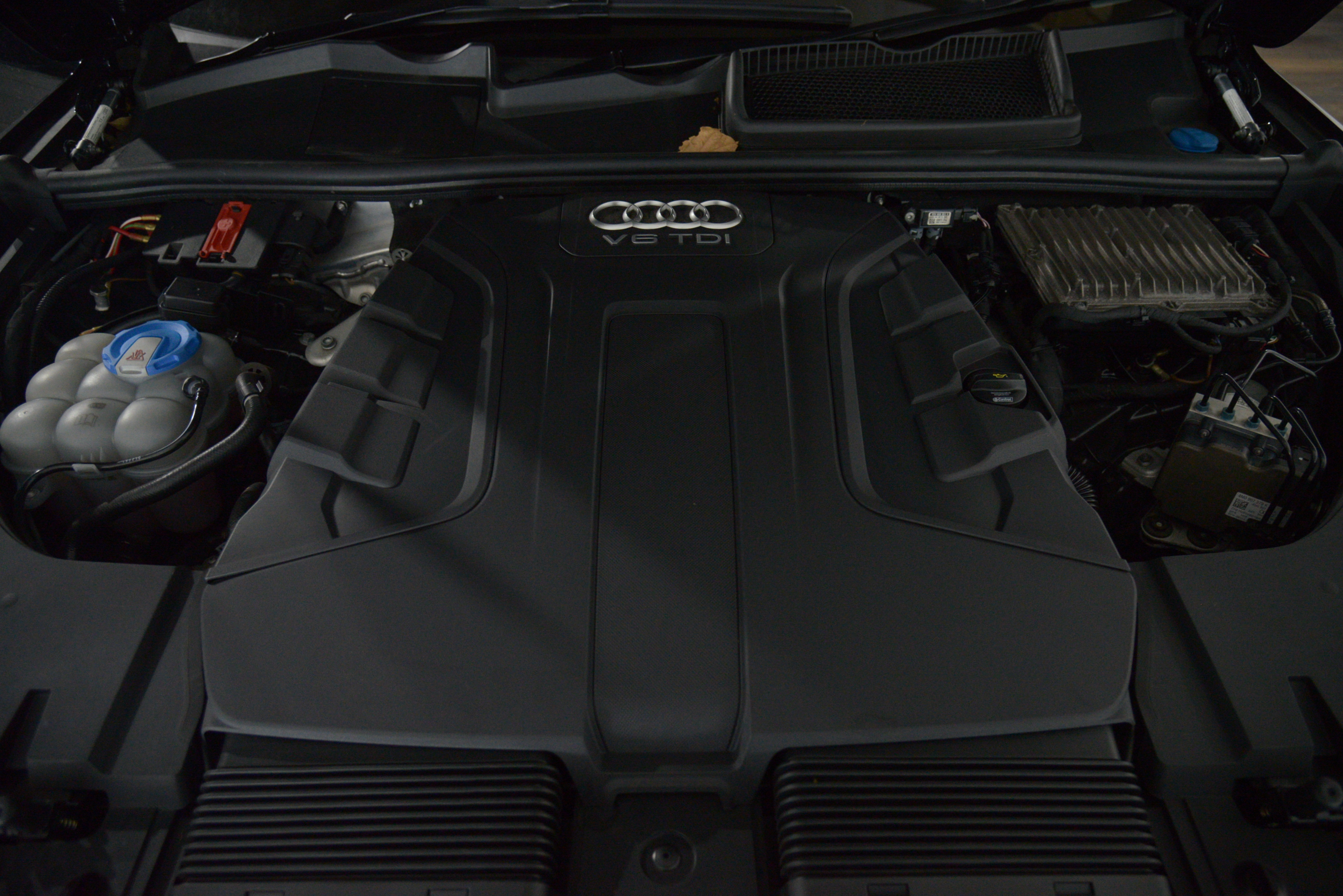 2015 Audi Q7 Audi Q7 3.0 Tdi Quattro Auto 3.0 Tdi Quattro SUV Image 32