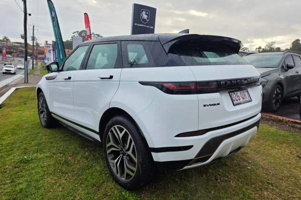 2022 Land Rover Range Rover Evoque L551 R-Dynamic SE SUV Image 7