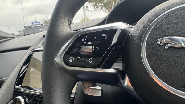 2024 MY24.75 Jaguar E-PACE X540 R-Dynamic SE SUV image 22