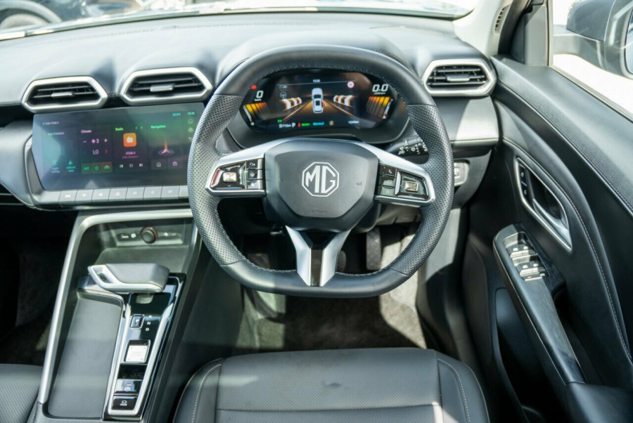 2024 MY24.5 MG ZS ZS32 Essence Hybrid+ SUV Image 14