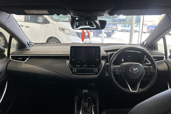 2020 Toyota Corolla ZWE211R ZR Hybrid Hatch Image 9