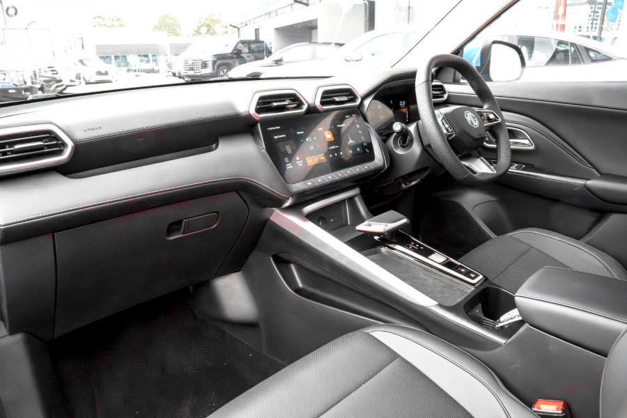 2025 MG ZS ZS32 Essence Turbo SUV Image 5