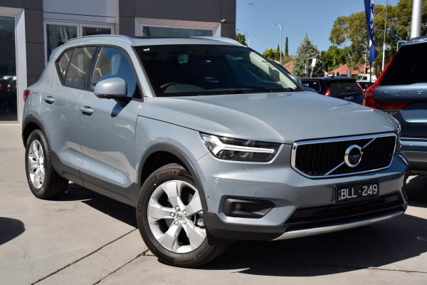 2020 MY21 Volvo XC40 XZ T4 Momentum Suv