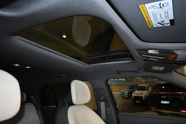 2025 Kia EV3 SV GT-Line SUV image 11