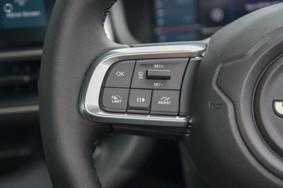 2024 Jeep Avenger JJ Limited SUV Image 12