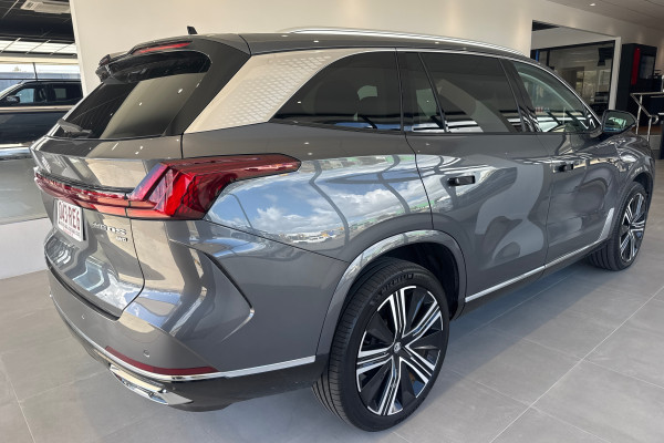 2025 MG QS IS31 Essence SUV Image 6